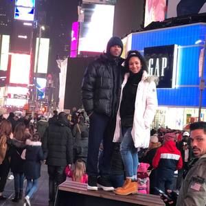 Meet your Posher, Pretty